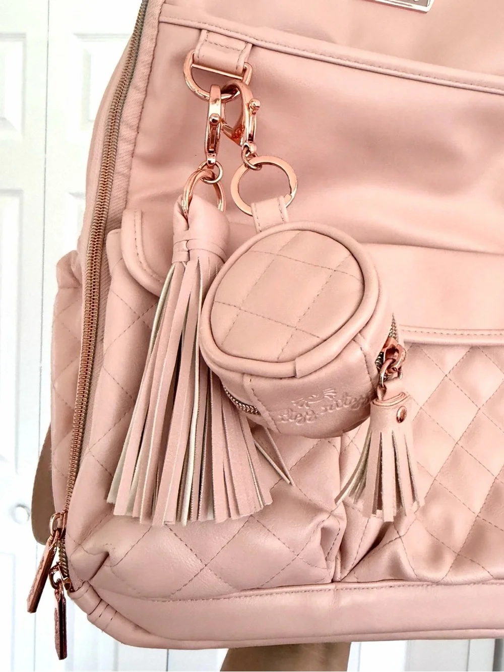🦋Itzy Ritzy Boss Plus Diaper Bag  Backpack Blush Pink and  Diaper Bag Charm pod